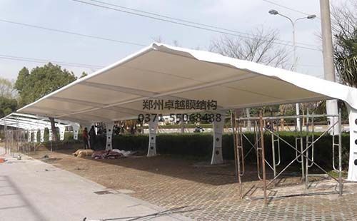 膜結(jié)構(gòu)：輕盈、靈動(dòng)的現(xiàn)代建筑之美