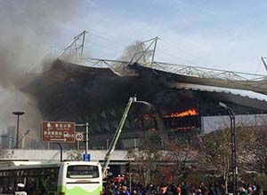 大型膜結(jié)構建筑防火性能及火災應對策略