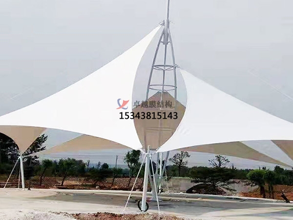 桂林膜結(jié)構(gòu)雨棚工程設計施工案例 　　