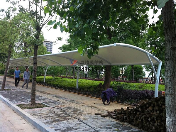 膜結(jié)構(gòu)雨棚遮陽棚效果怎么樣？